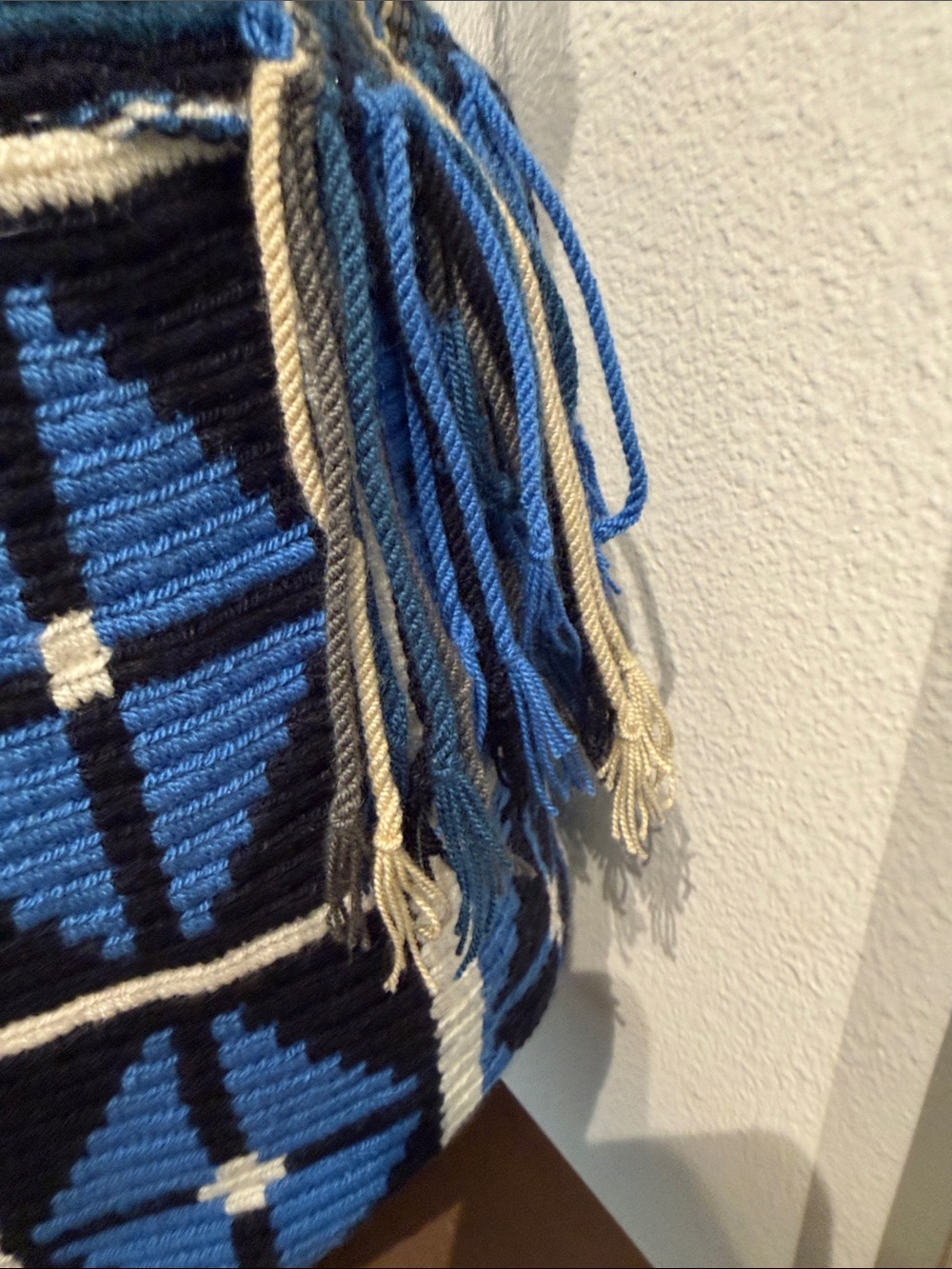 Handwoven Blue Patterned Bucket Bag by ARTERALDA Mochila WYU 100% Colombian New - Picture 5 of 5